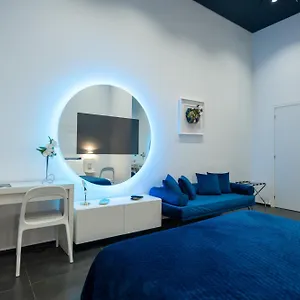 Skyhouse Chiatamone Naples
